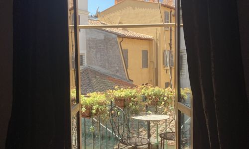 Attico in locazione Via Crispi