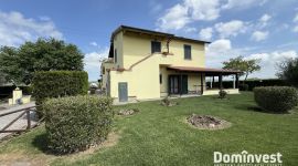 Casale con vista sul Borgo della Marsiliana