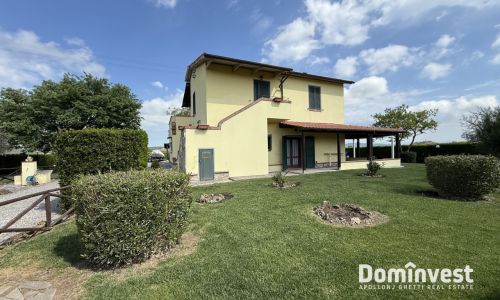Casale con vista sul Borgo della Marsiliana
