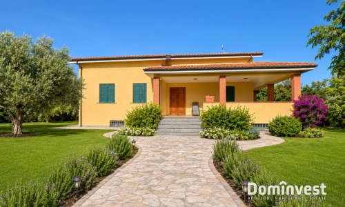 Villa in vendita Pescia Romana