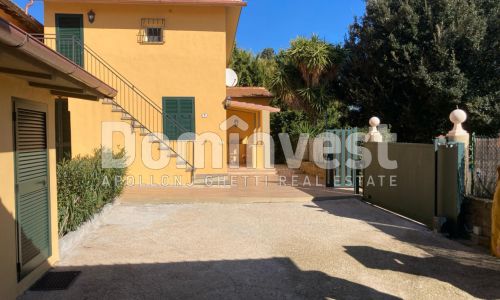 Villino a schiera Pescia Romana